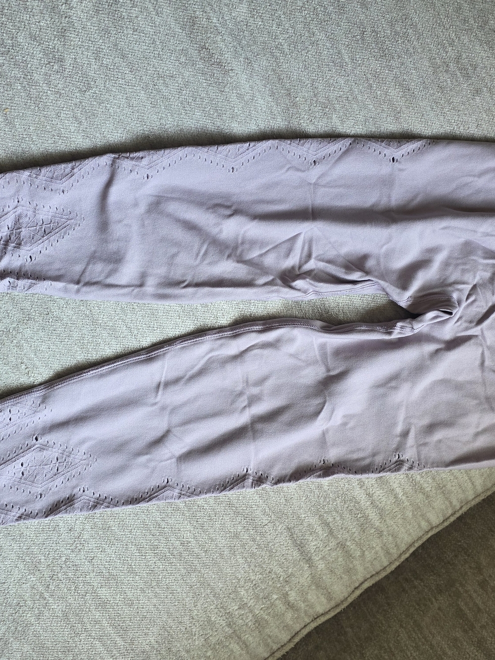 PINK Sport Women's Lilac Eyelet-Trim Leggings